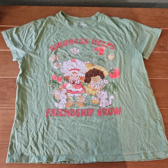 Strawberry Shortcake Friendship T Shirt Size Medium - Picture 7 of 9